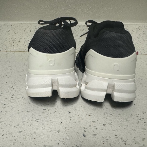 On Cloudflyer 4 Road Women’s Running Shoes Size 8 - Picture 7 of 8